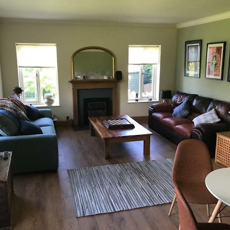 One Slade Gardens Apartment Мъмбълс Екстериор снимка