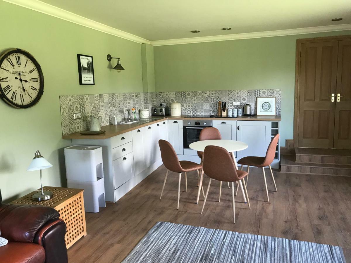 One Slade Gardens Apartment Мъмбълс Екстериор снимка